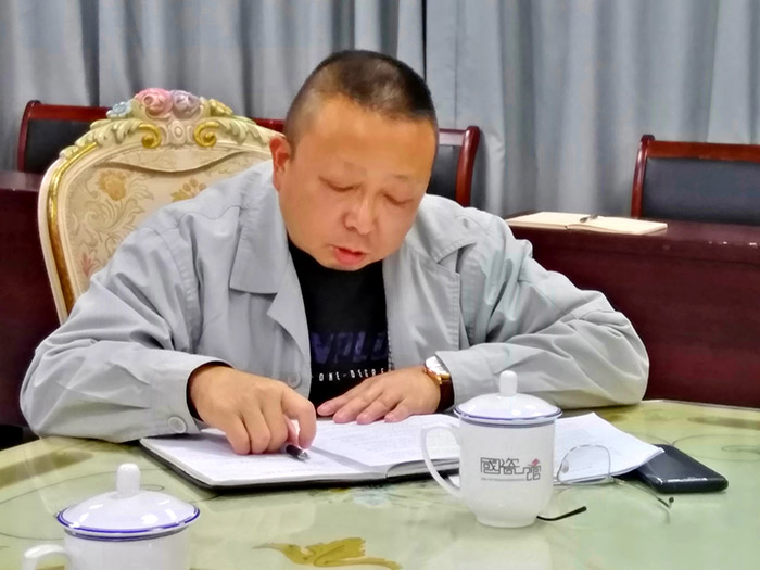 景陶集团召开疫情防控事情安排会-公司动态-景德镇陶瓷集团有限责任公司