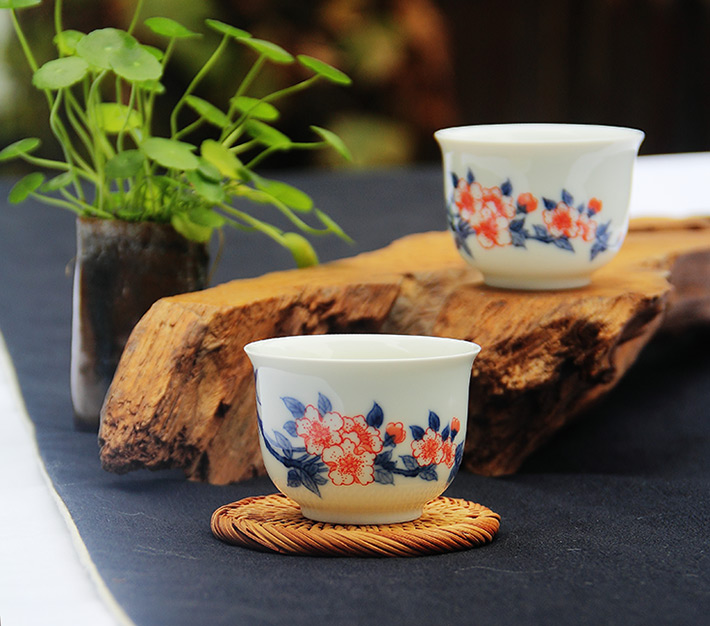 7头釉下青花茶具--满天红-产品中心-景德镇陶瓷集团有限责任公司