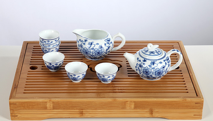 8头手绘青花时光茶具天姿国色-产品中心-景德镇陶瓷集团有限责任公司
