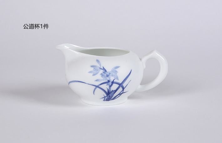 多头时光茶具（带竹质茶海）-产品中心-景德镇陶瓷集团有限责任公司