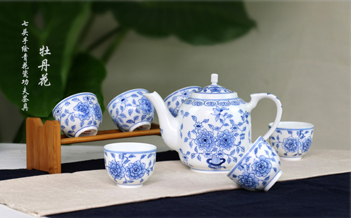 7头手绘青花茶具(牡丹花）-产品中心-景德镇陶瓷集团有限责任公司