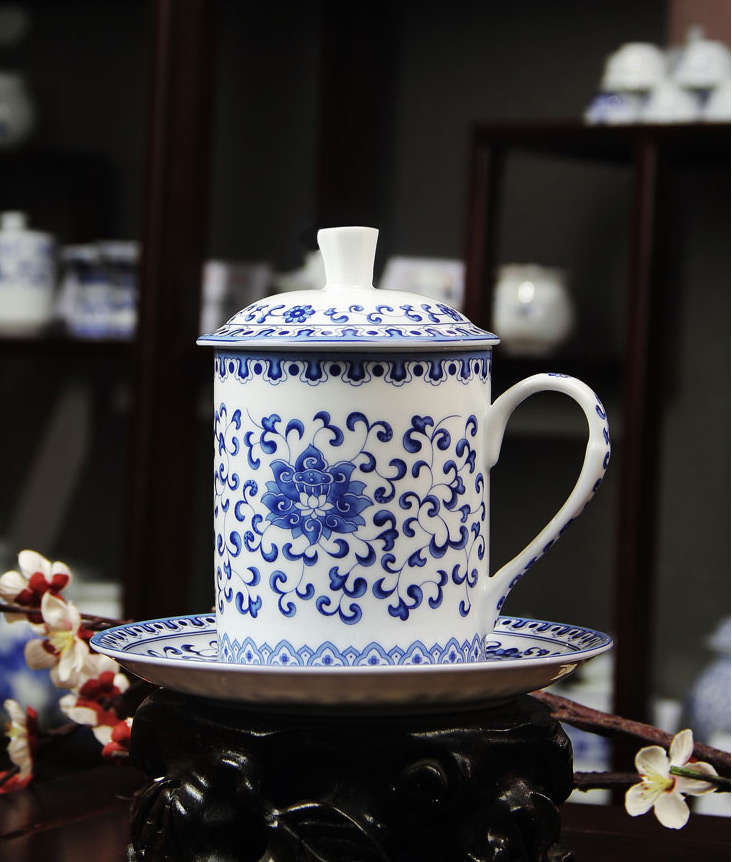 4头办公牍具青花满莲-产品中心-景德镇陶瓷集团有限责任公司
