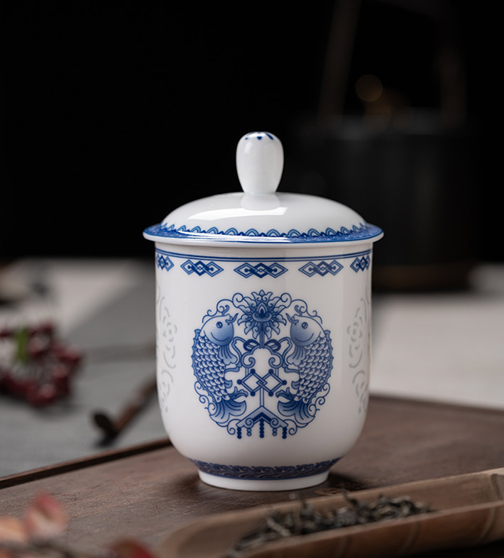 福玲珑杯鱼-产品中心-景德镇陶瓷集团有限责任公司