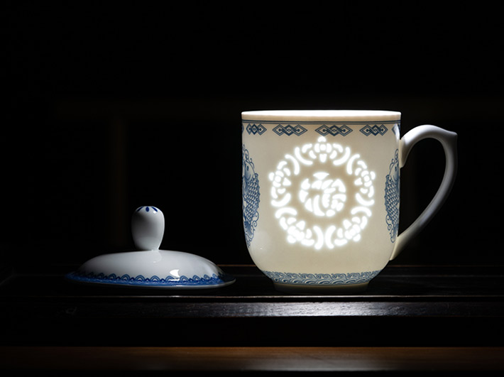 福玲珑杯鱼-产品中心-景德镇陶瓷集团有限责任公司