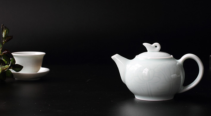 28头手工镌刻茶具-产品中心-景德镇陶瓷集团有限责任公司