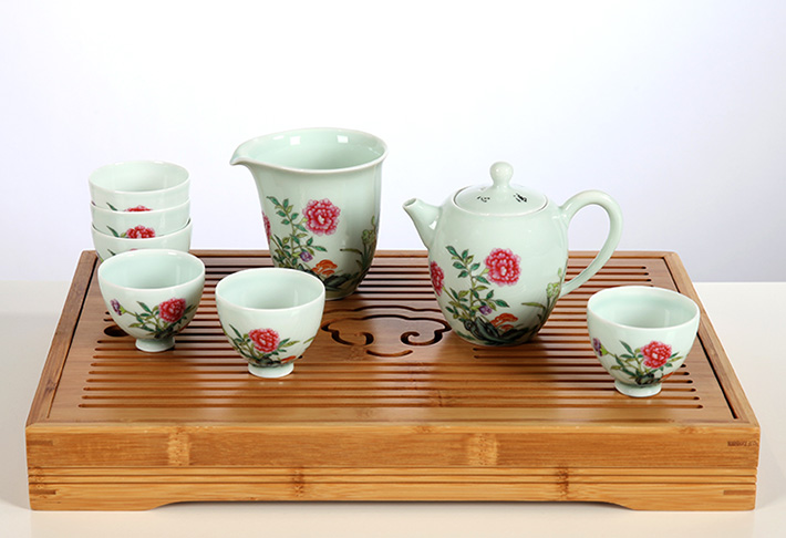 8头手绘青釉功夫茶具-灵祝繁华-产品中心-景德镇陶瓷集团有限责任公司