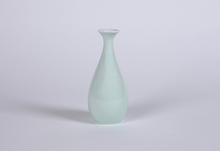 13头手绘青花茶具--牡丹花边纹-产品中心-景德镇陶瓷集团有限责任公司