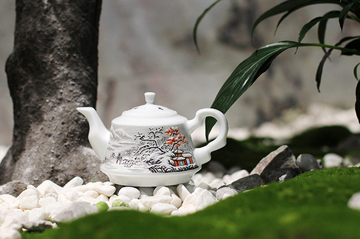8头茶具雪景-产品中心-景德镇陶瓷集团有限责任公司