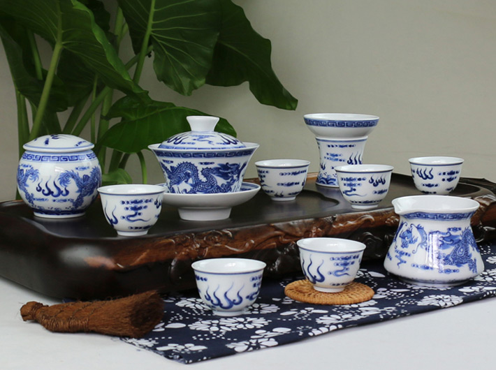 10头手绘时光茶具双龙戏珠-产品中心-景德镇陶瓷集团有限责任公司