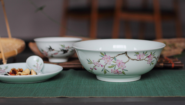 22头青釉中餐具--燕子桃花-产品中心-景德镇陶瓷集团有限责任公司