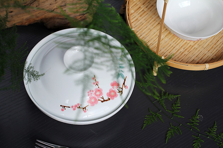 28头中餐具--翠竹红梅-产品中心-景德镇陶瓷集团有限责任公司
