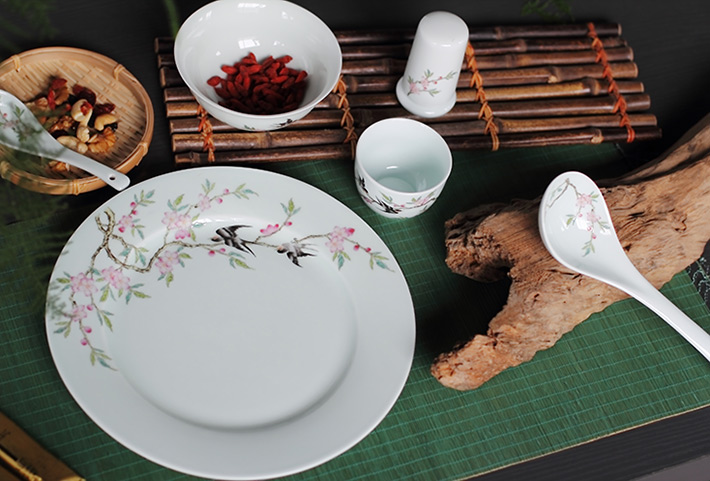 36头青釉中餐具--燕子桃花-产品中心-景德镇陶瓷集团有限责任公司