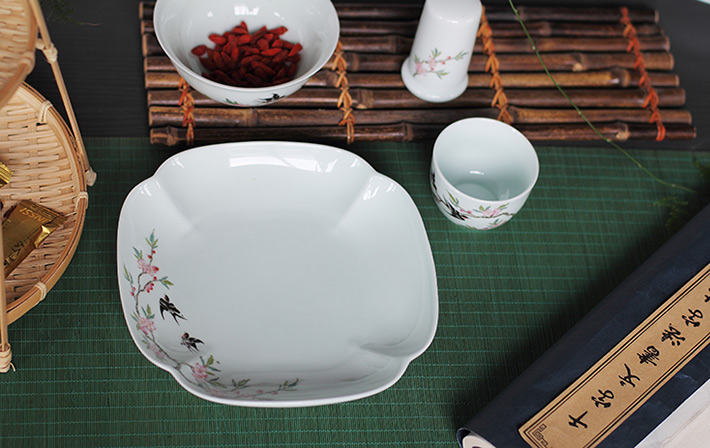 36头青釉中餐具--燕子桃花-产品中心-景德镇陶瓷集团有限责任公司