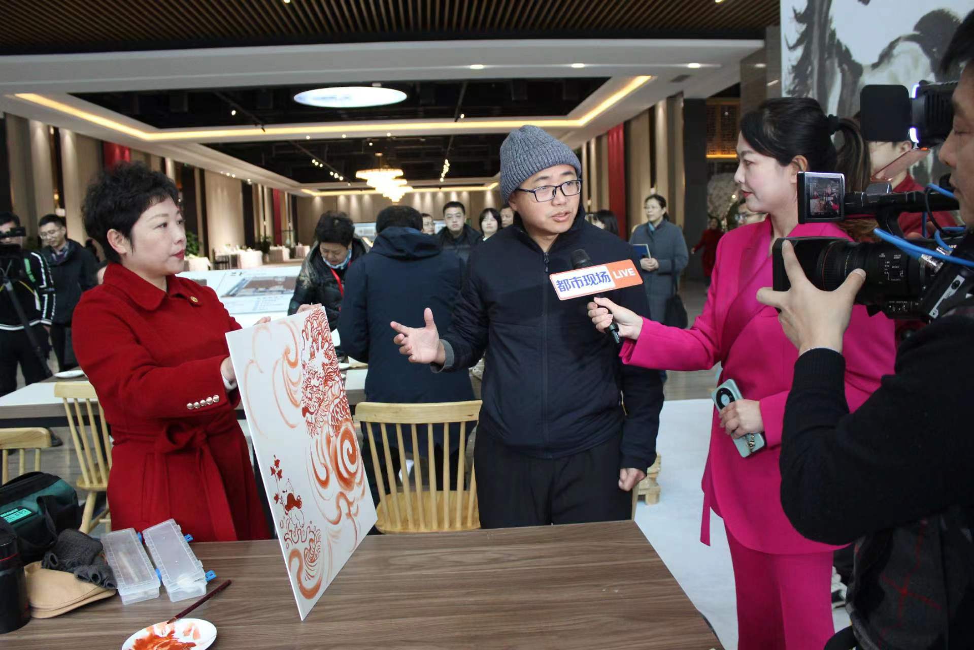 国瓷红叶与徐悲鸿美术馆联名茶具“春风自得“新品宣布会-公司动态-景德镇陶瓷集团有限责任公司