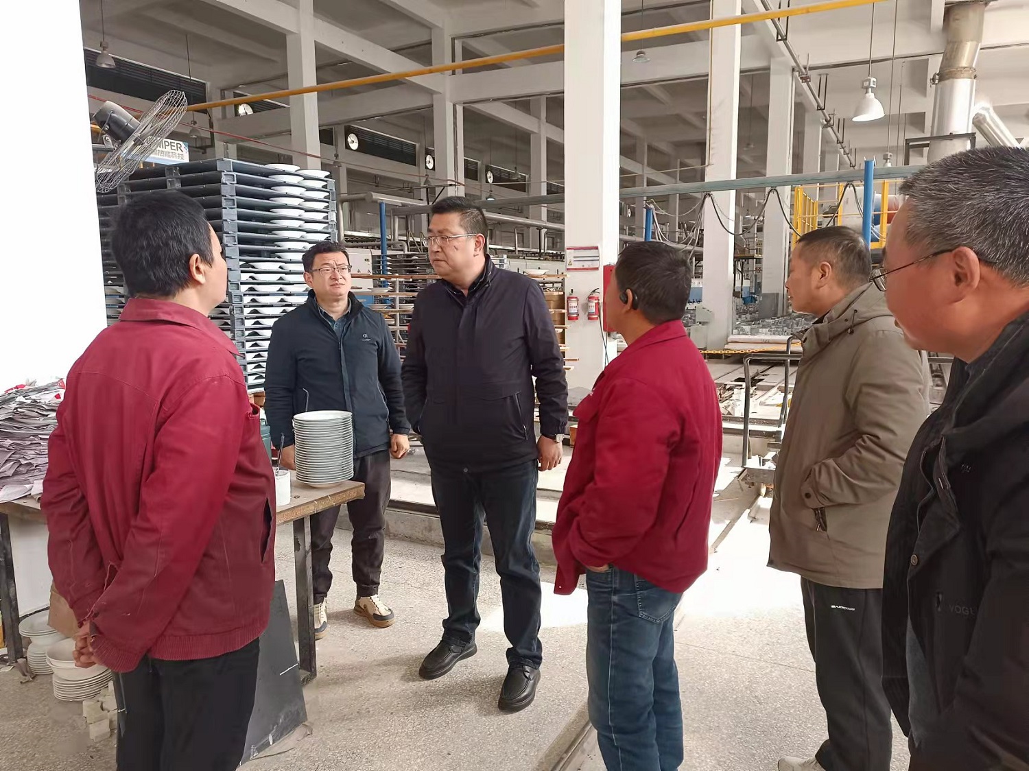深入一线督导  筑牢清静防地-公司动态-景德镇陶瓷集团有限责任公司